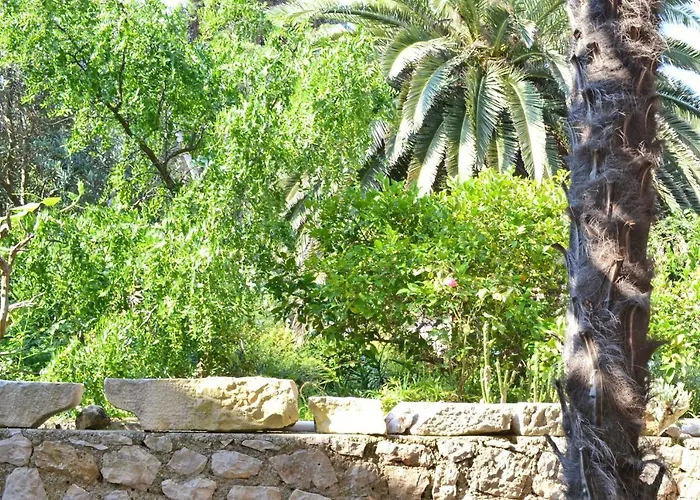 Apartments With Parking Space Veli Losinj, Losinj - 8029