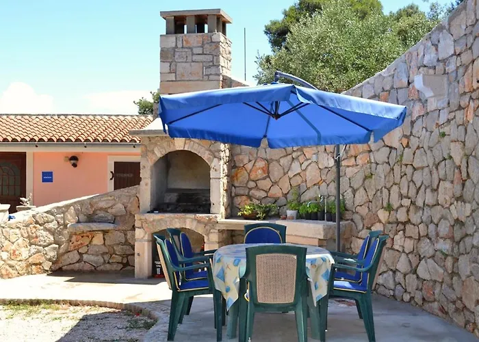 With Parking Space Veli Losinj, Losinj - 8029 Appartement *