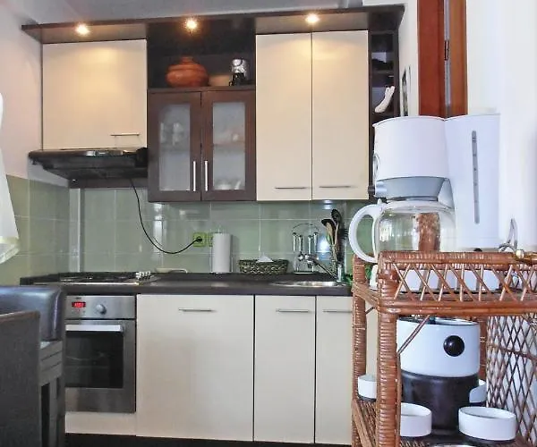 With Parking Space Veli Losinj, Losinj - 8029 Appartement